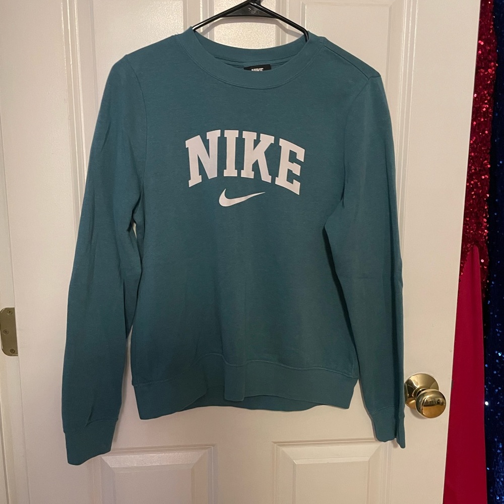 Nike crewneck